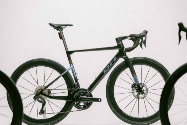 BH ULTRALIGHT 8.0 LR806 - Imagem 2